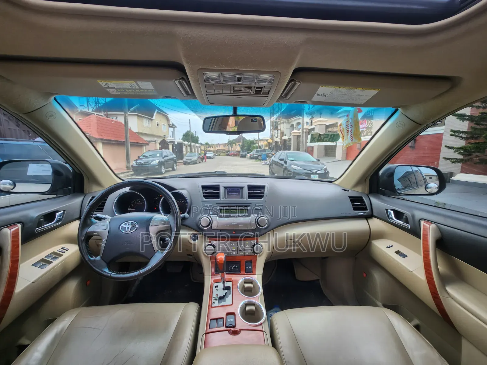Toyota Highlander 2011 Gold