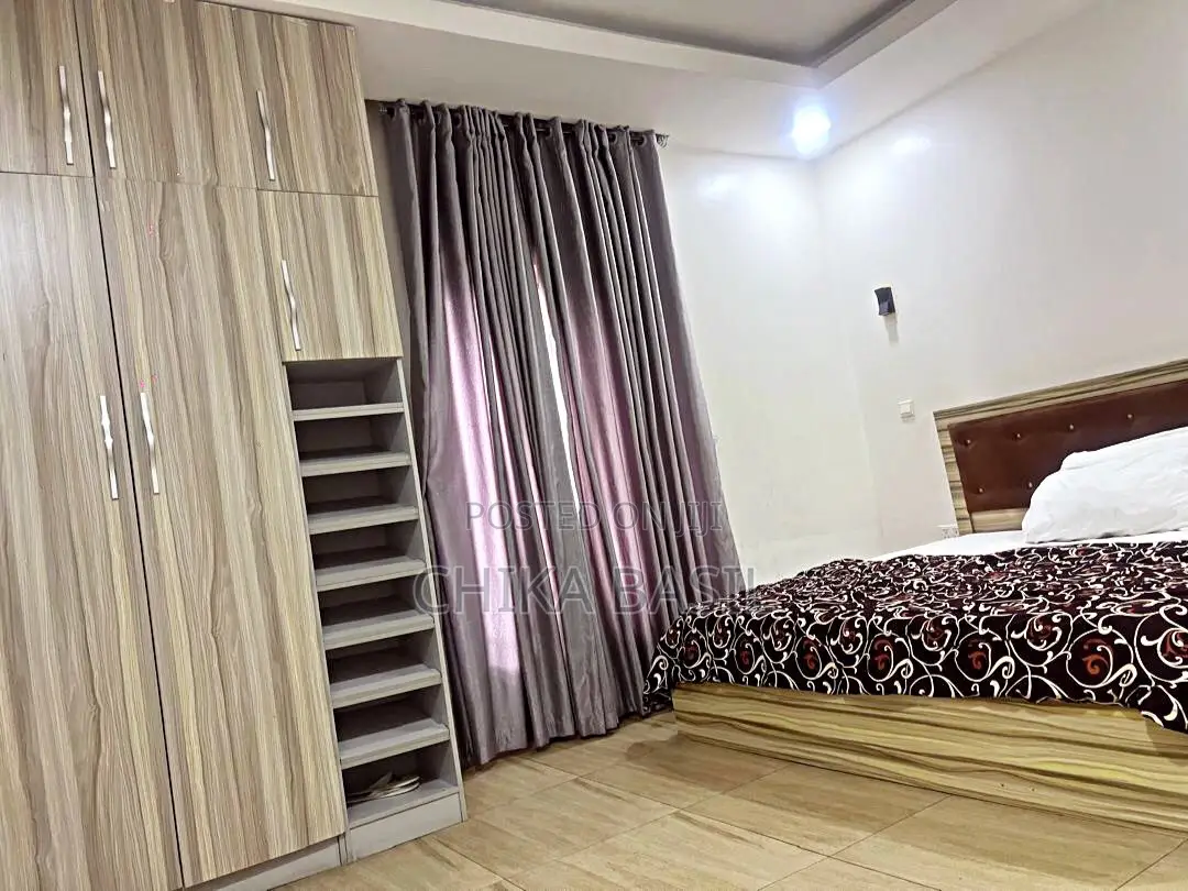 Furnished 4bdrm Shared Apartment in Lekki Phase 1 for rent