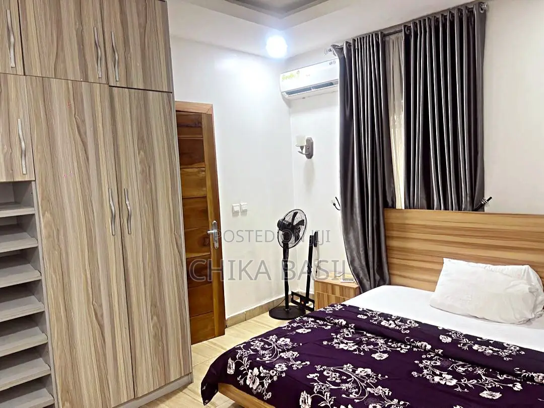 Furnished 4bdrm Shared Apartment in Lekki Phase 1 for rent