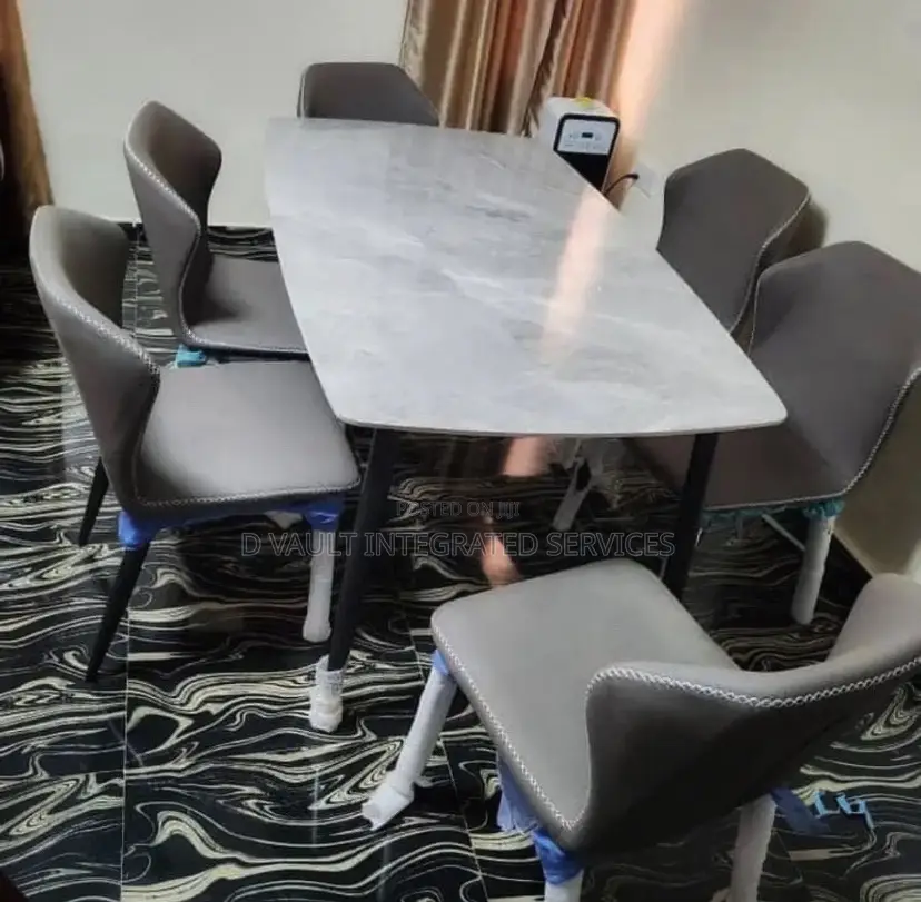 Modern 6 Seater Marble Dining.