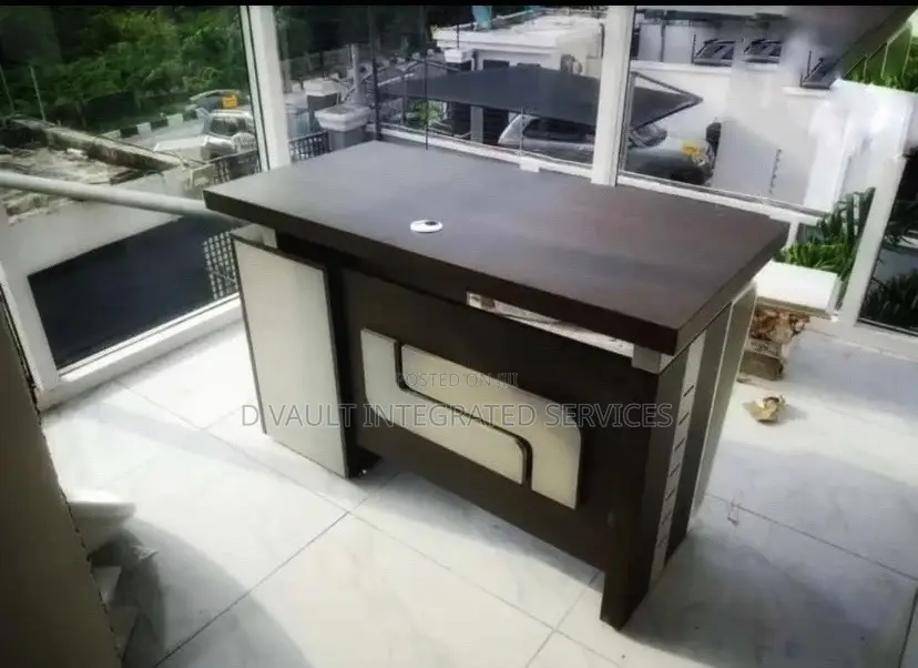 Modern Wooden Office Table / Study Desk