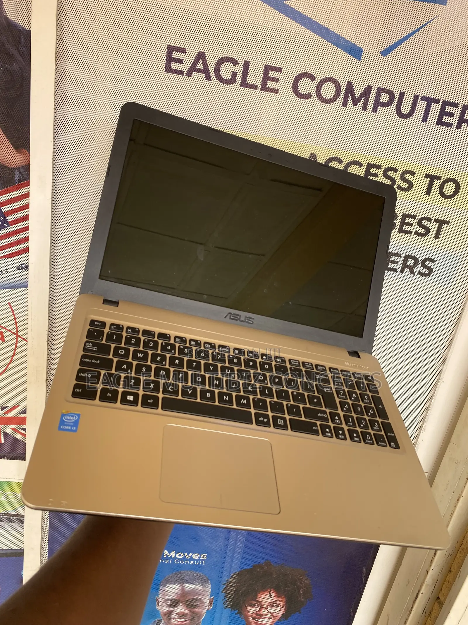 Laptop Asus A555LA 4GB Intel Core i3 SSD 128GB