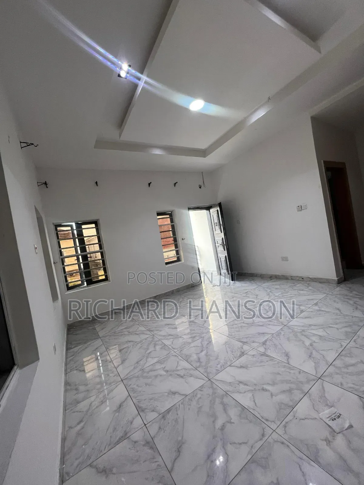 1bdrm Shared Apartment in Just 1Big Room., Chevron for rent
