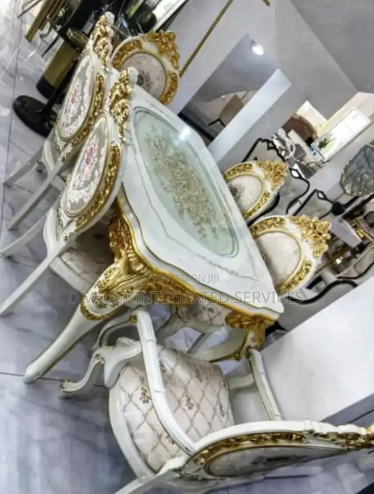 6 Seater Royal Dining