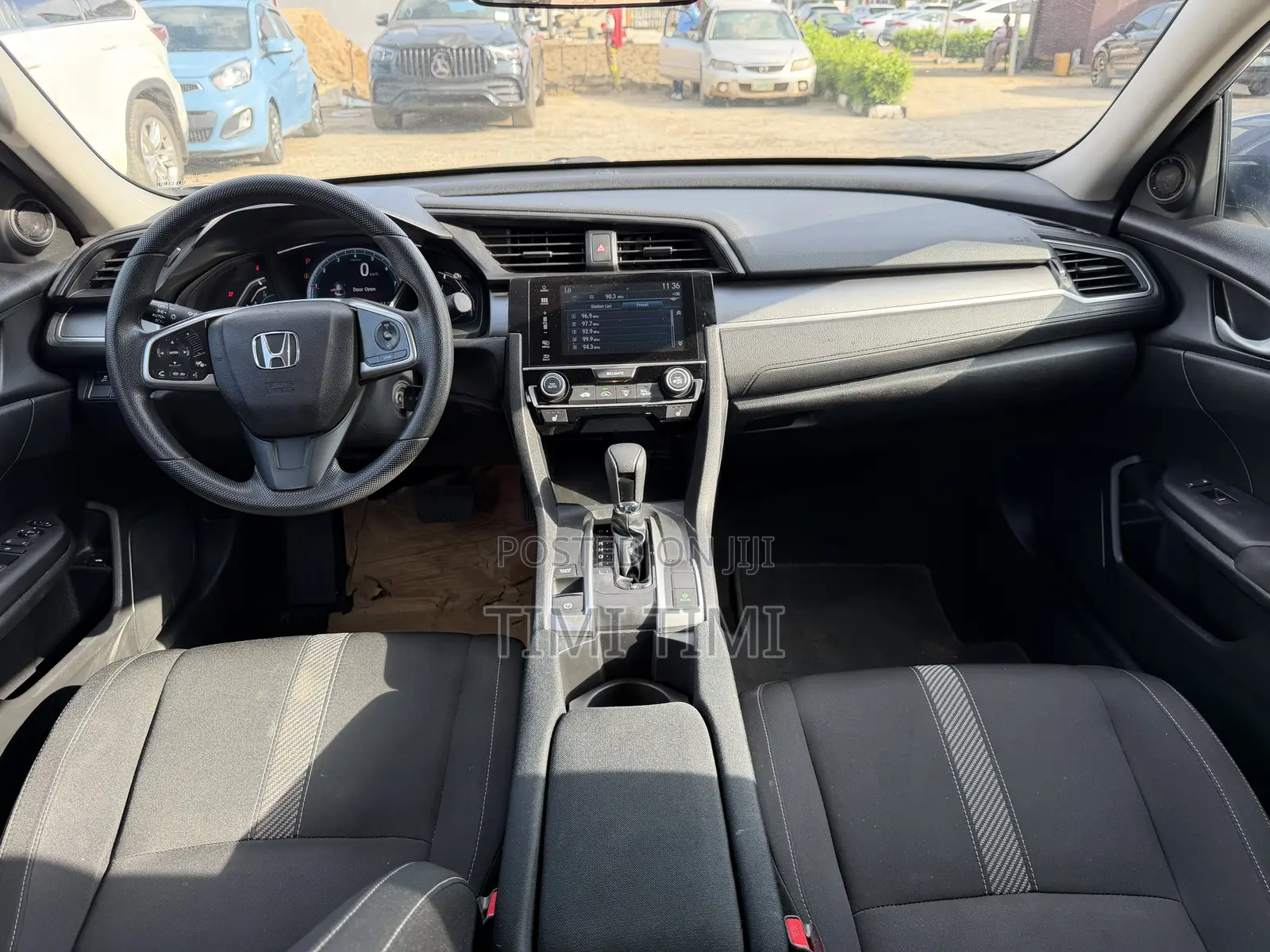 Honda Civic EX 4dr Sedan (2.0L 4cyl) 2017 Gray