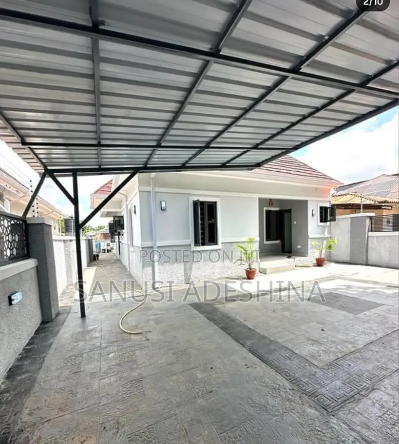 3bdrm Bungalow in Citec Estate ,Fct, Mbora for sale