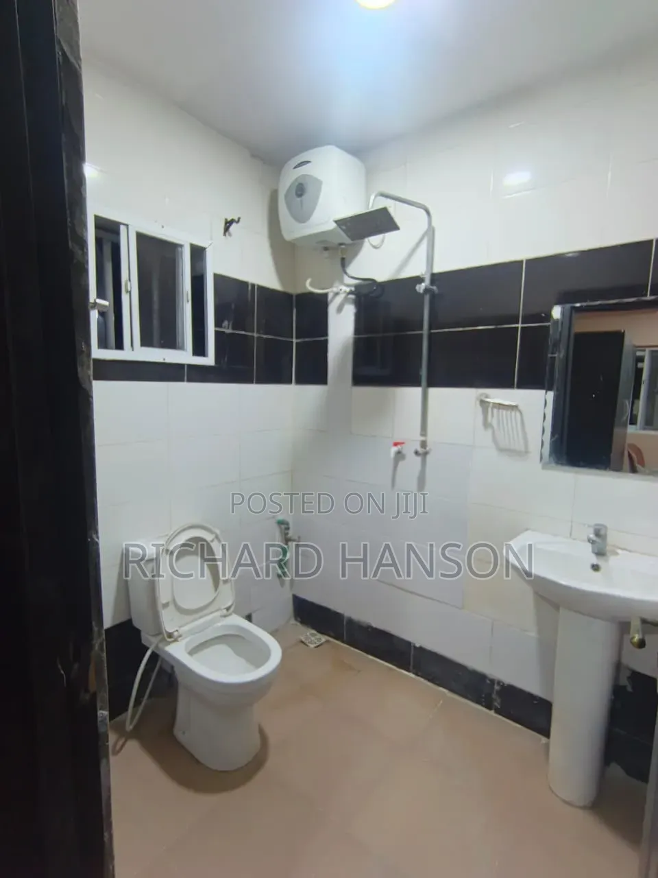 3bdrm Apartment in Close To Express, Abijo for rent