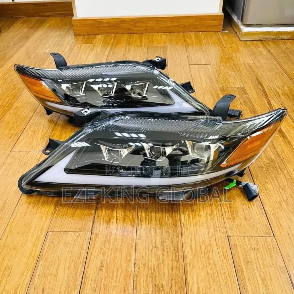 Head Light Toyota Camry 2010