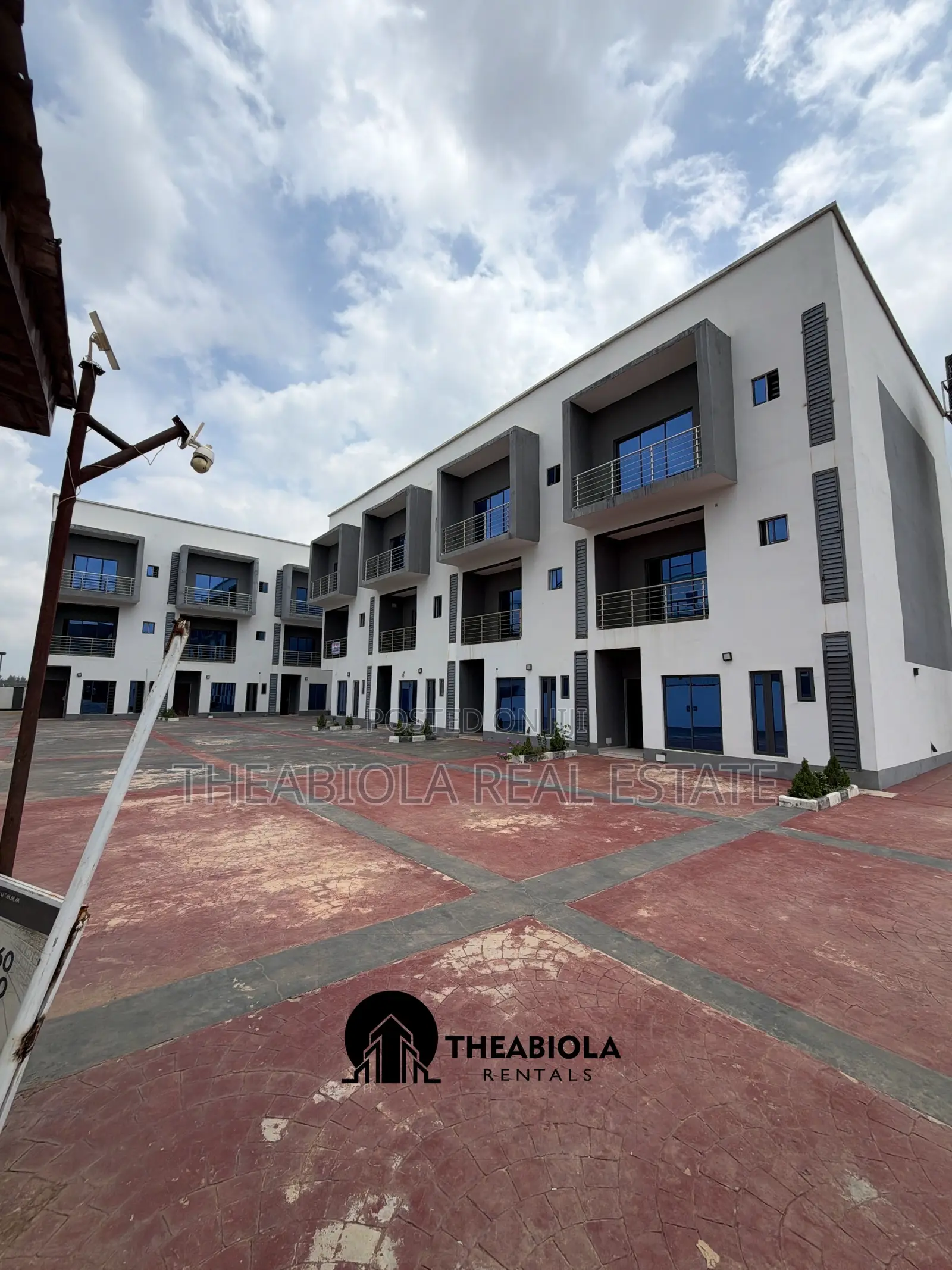 5bdrm Duplex in Gaduwa, Abuja for rent