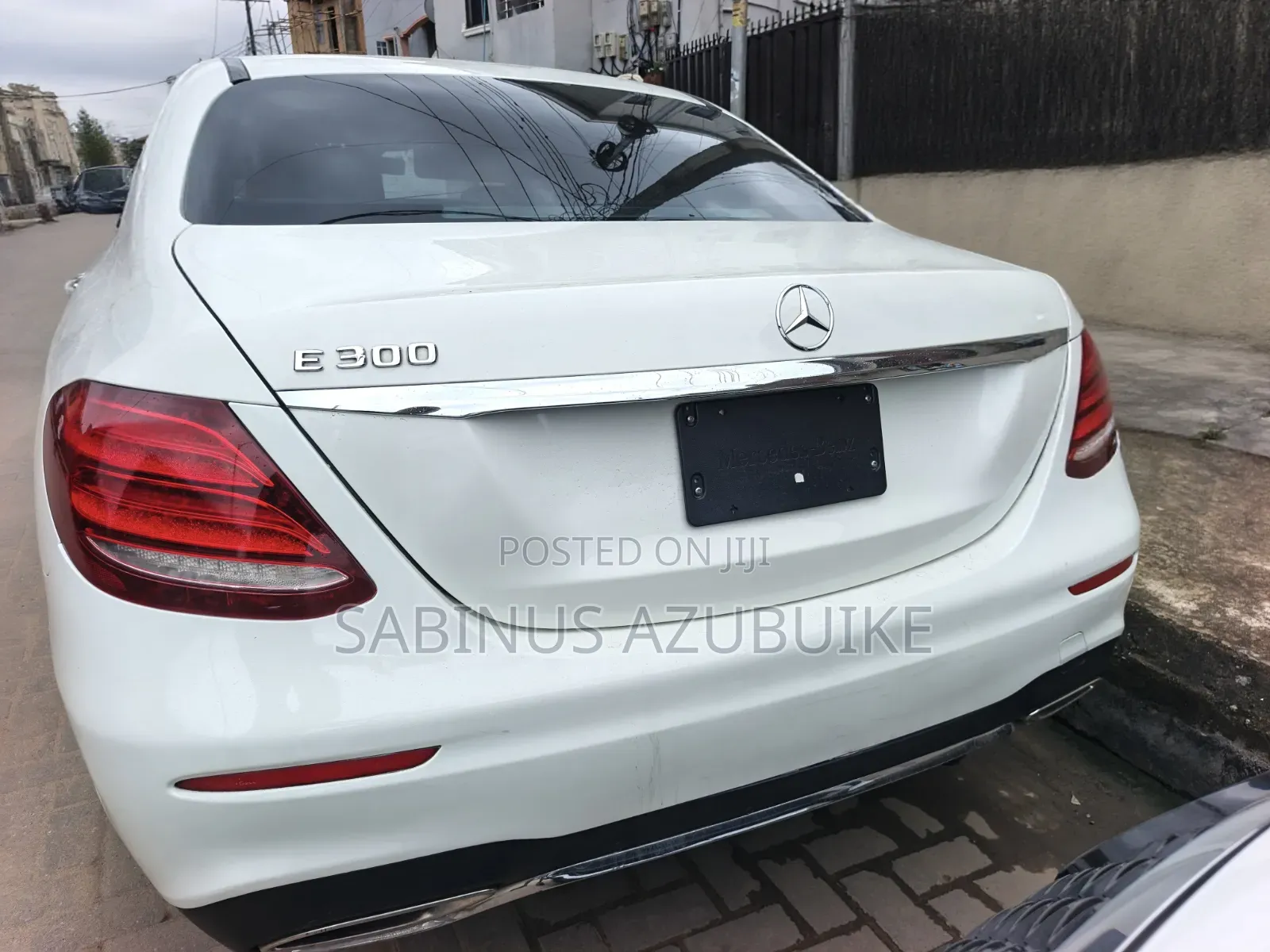 Mercedes-Benz E300 2019 White