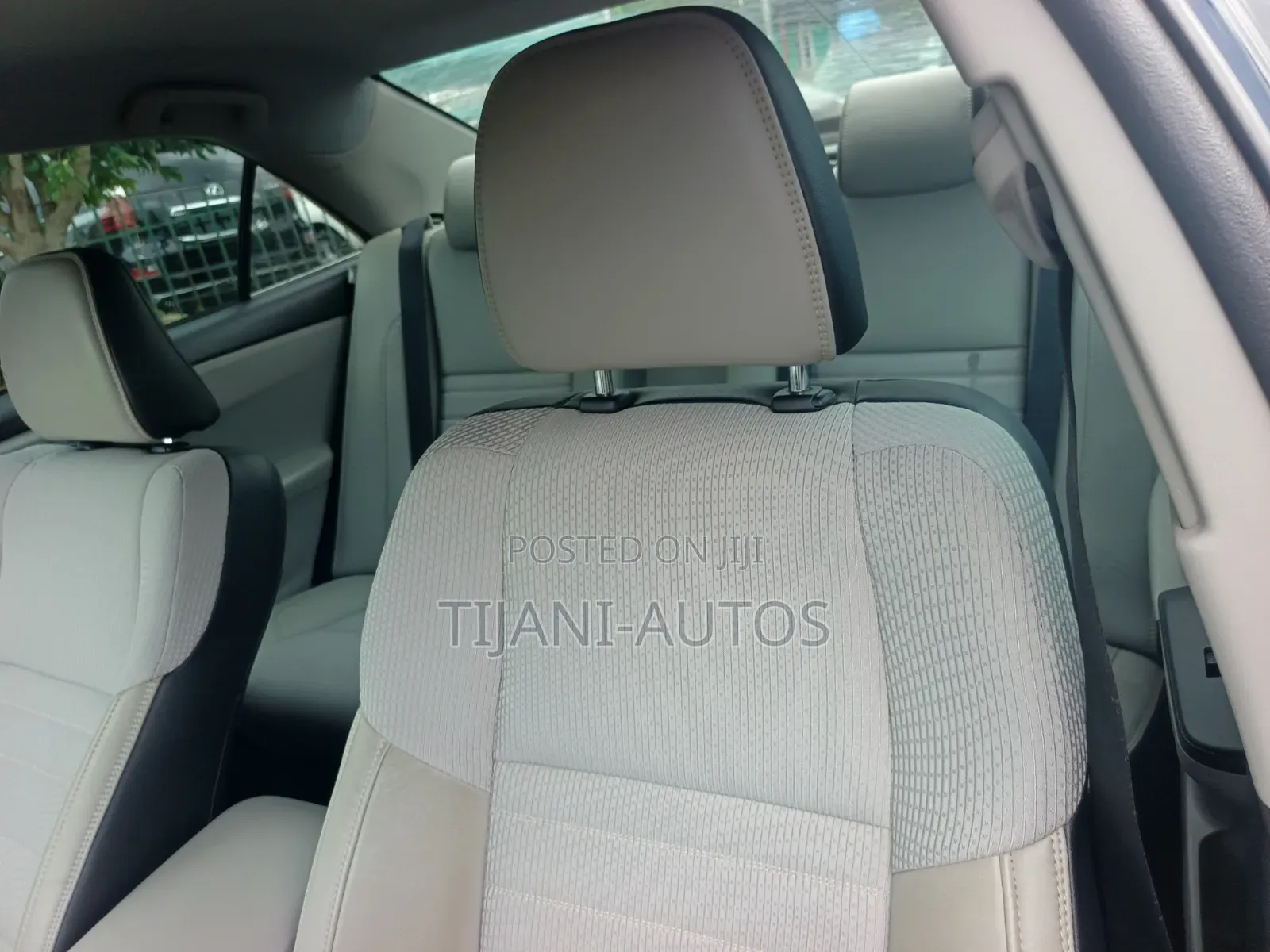 Toyota Camry 2016 Black
