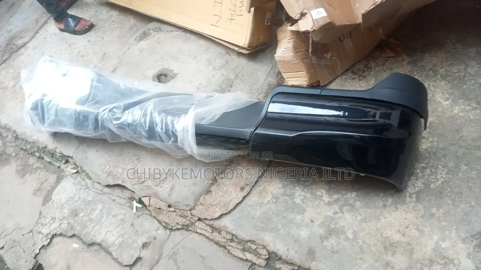 Toyota Hilux 2022_2024 Direct Back Bumper Black
