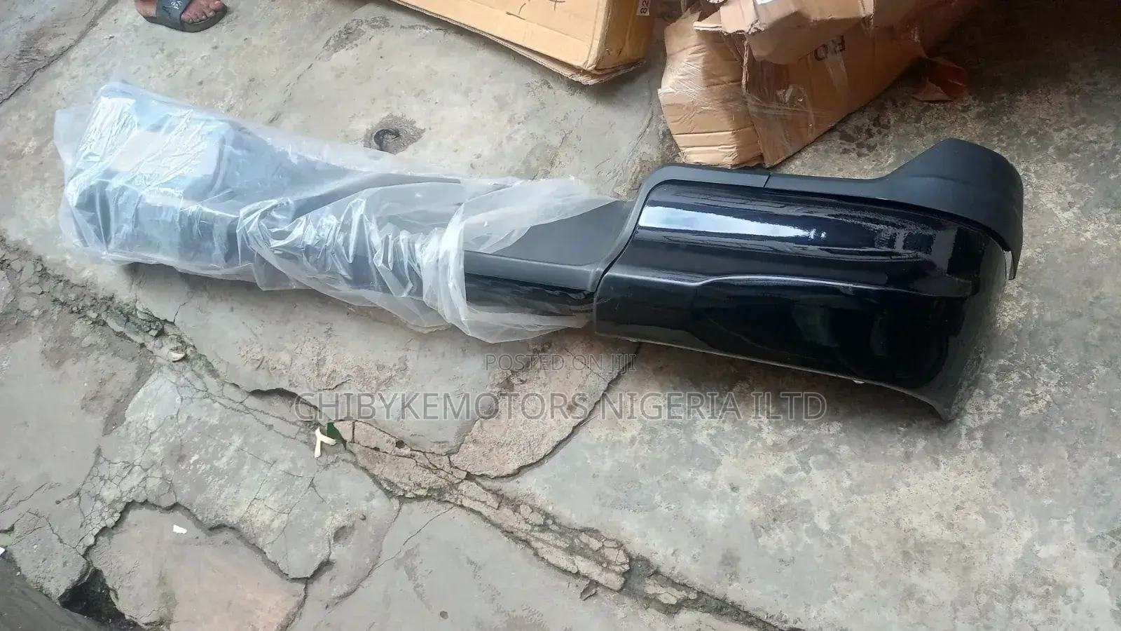 Toyota Hilux 2022_2024 Direct Back Bumper Black