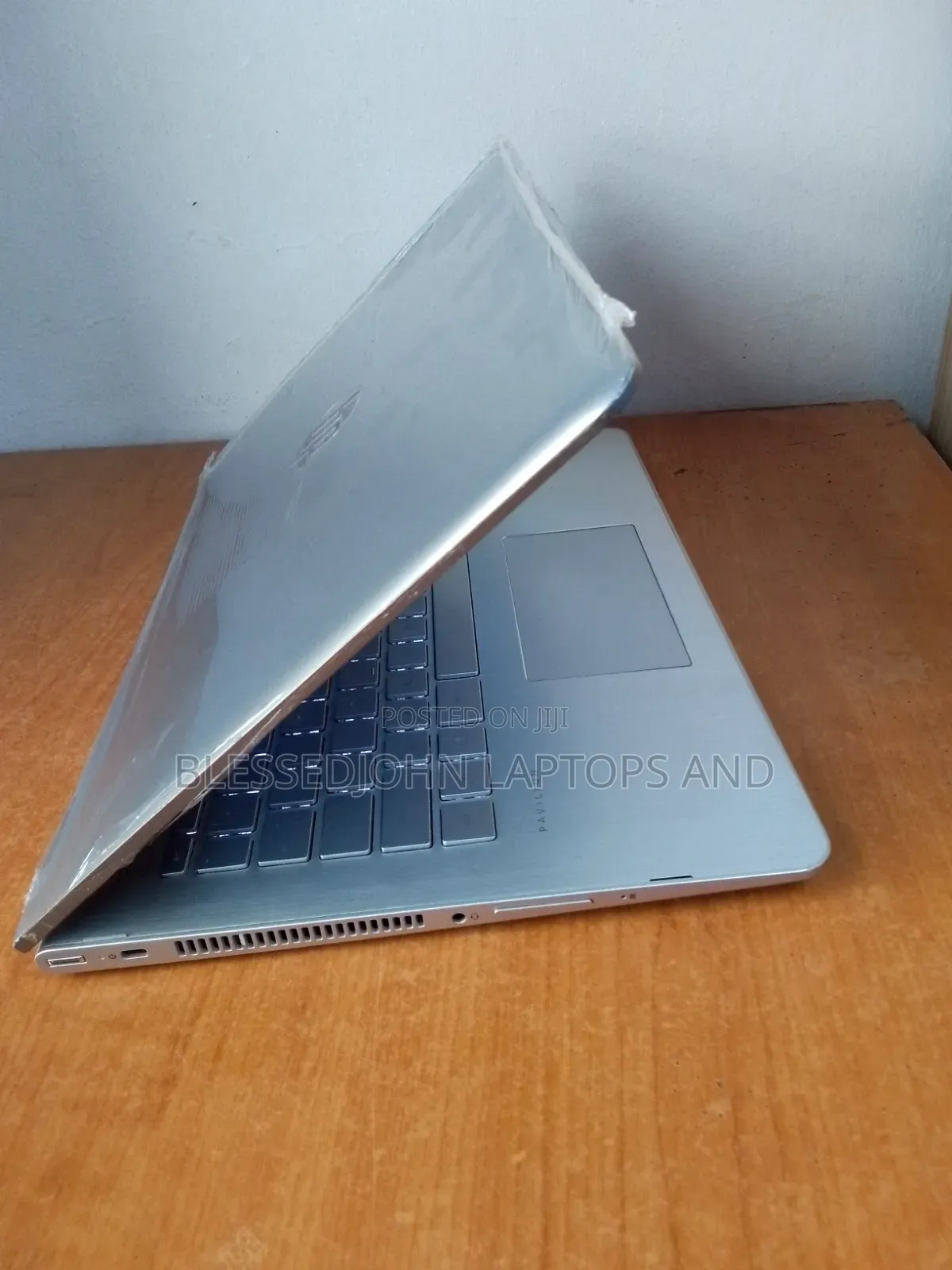 Laptop HP Pavilion x360 14 8GB Intel Core i5 SSD 256GB