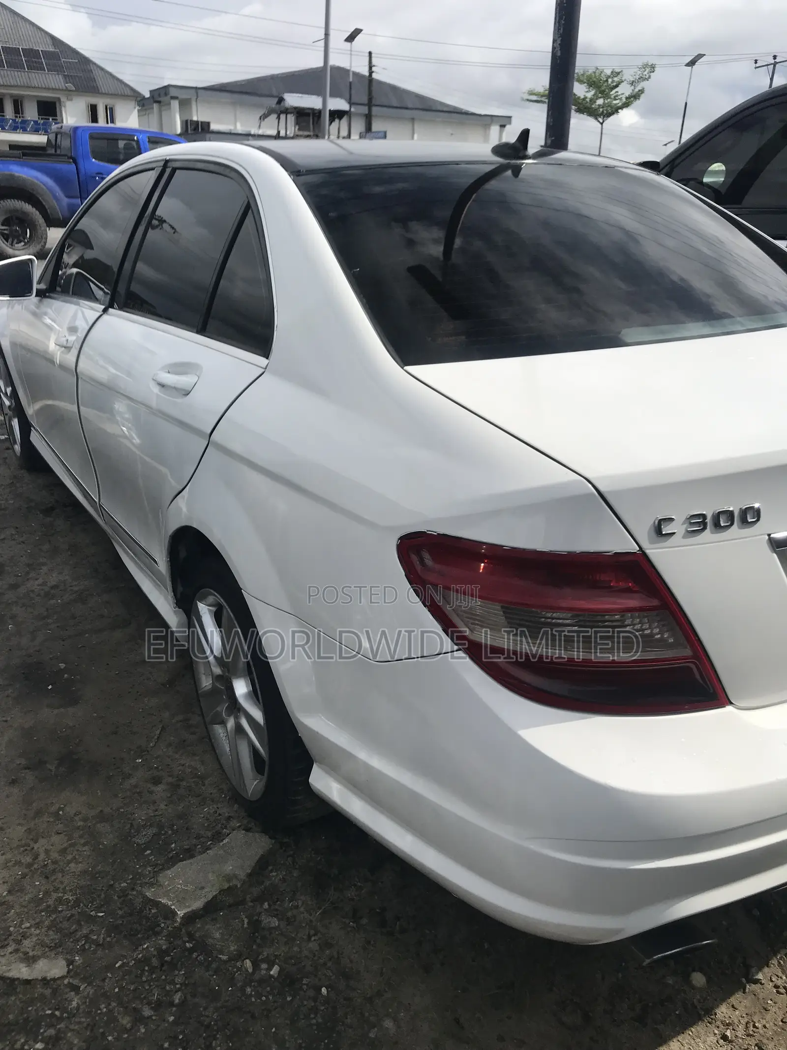 Mercedes-Benz C300 Luxury 4Matic Sedan AWD (3.0L 6cyl 7A) 2010 White