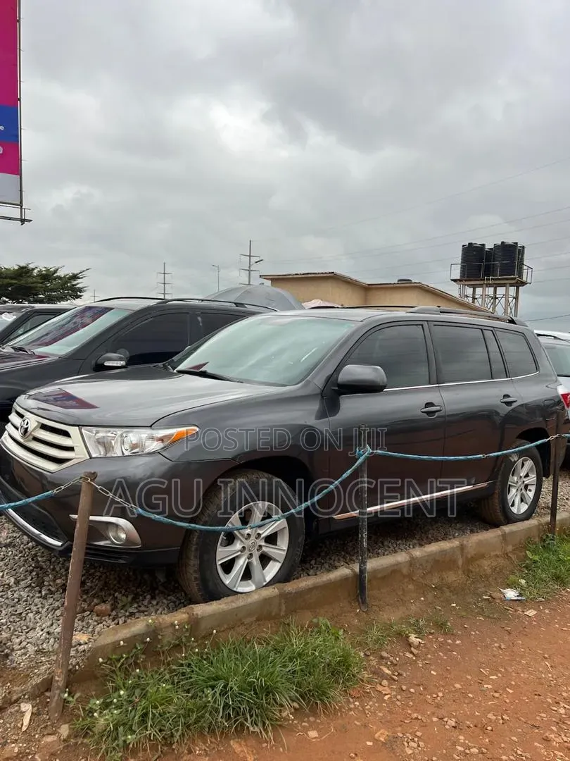 Toyota Highlander 2013 Gray