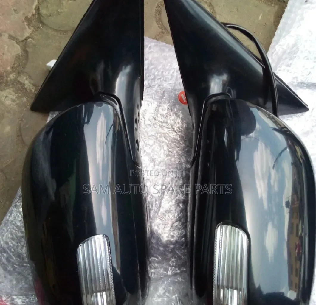 Toyota Camry 010 Side Mirror the Two Side