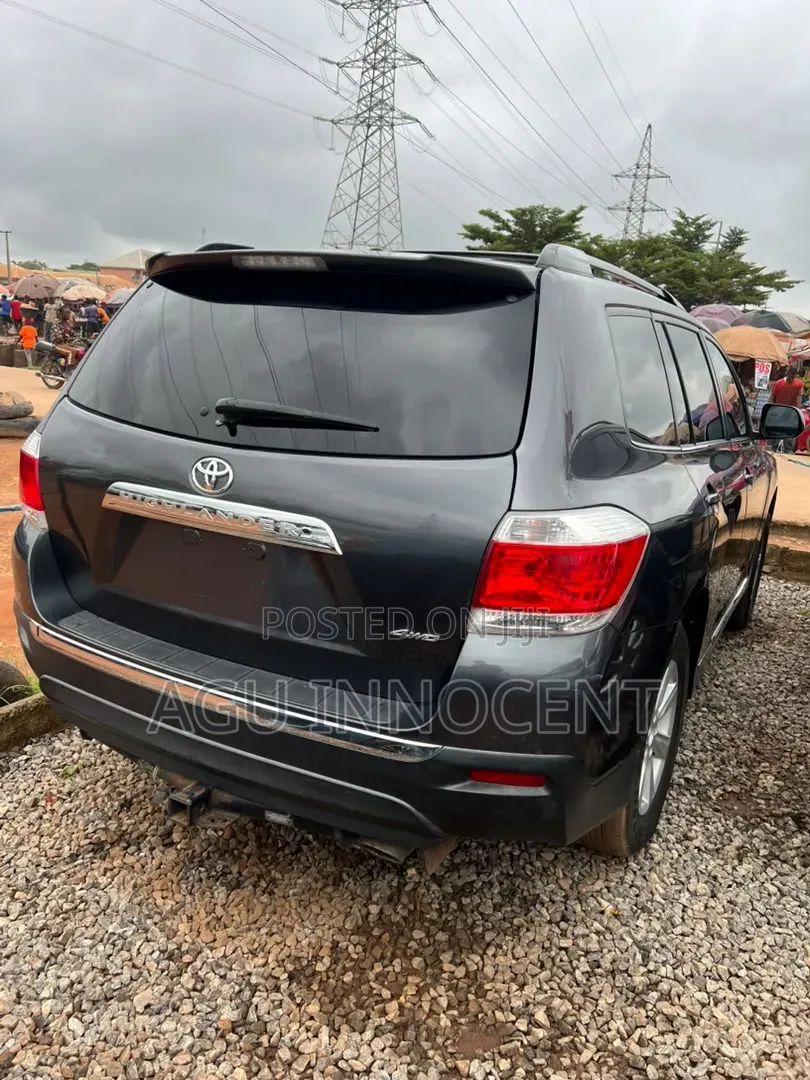 Toyota Highlander 2013 Gray