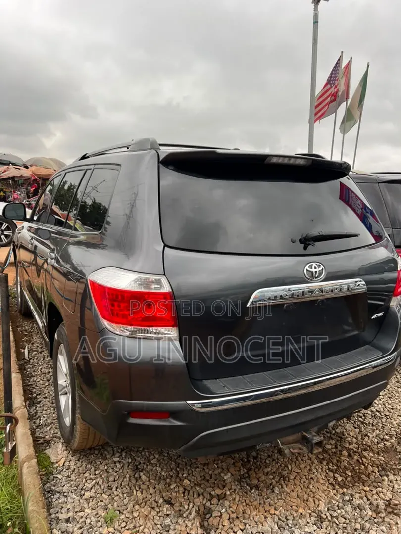 Toyota Highlander 2013 Gray