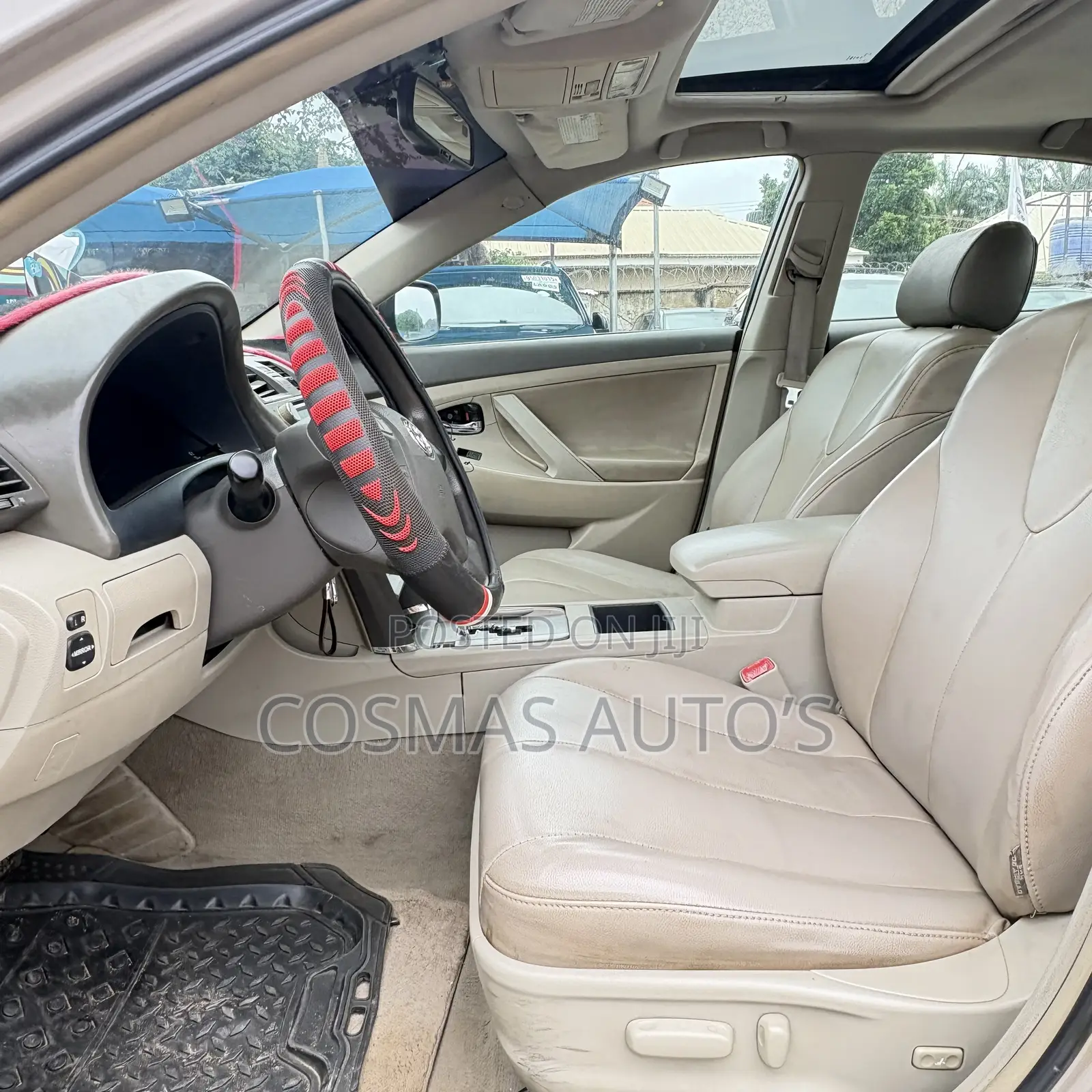 Toyota Camry XLE 4dr Sedan (2.4L 4cyl 5A) 2009 Gold