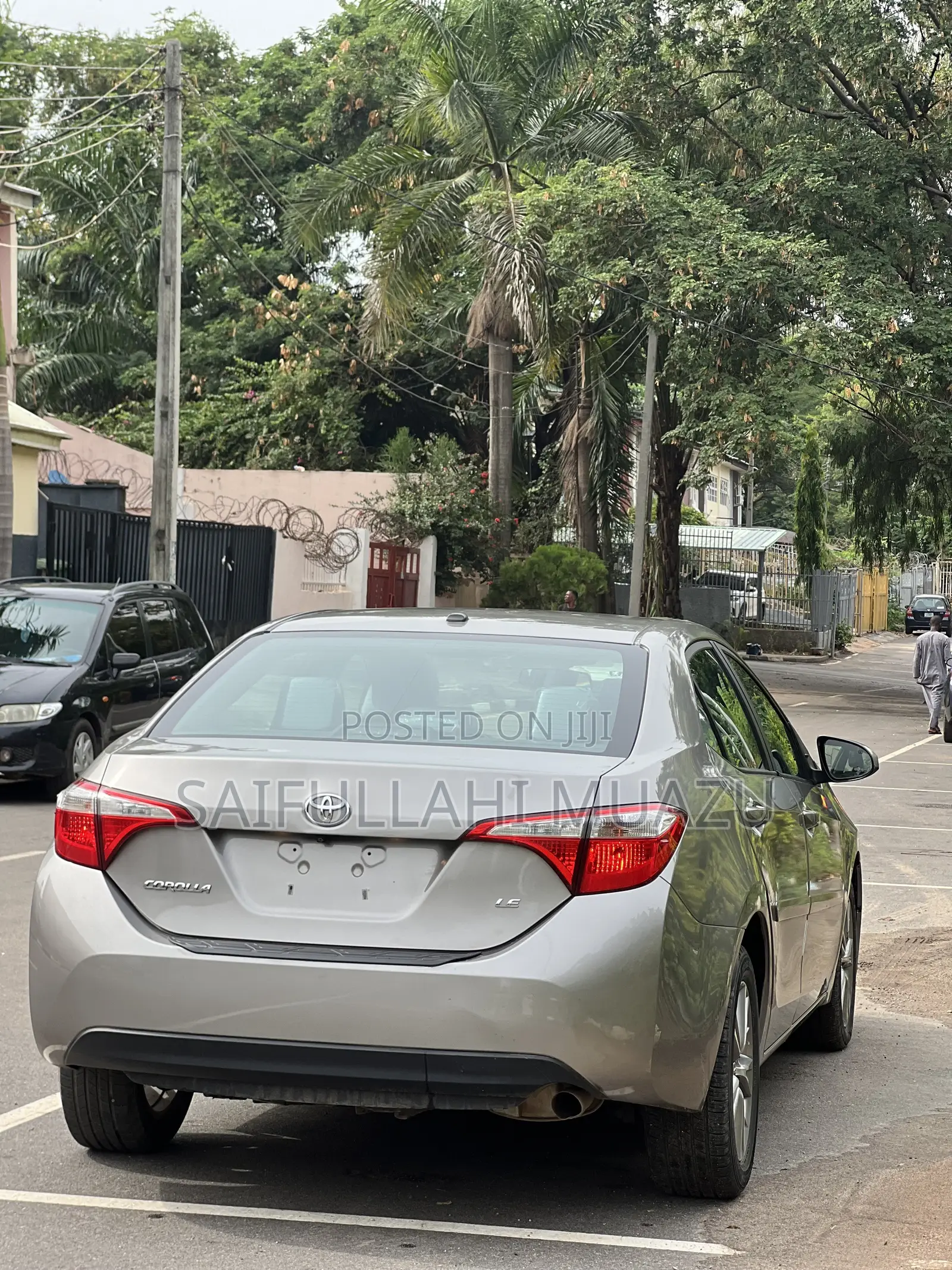 Toyota Corolla 2015 Gold