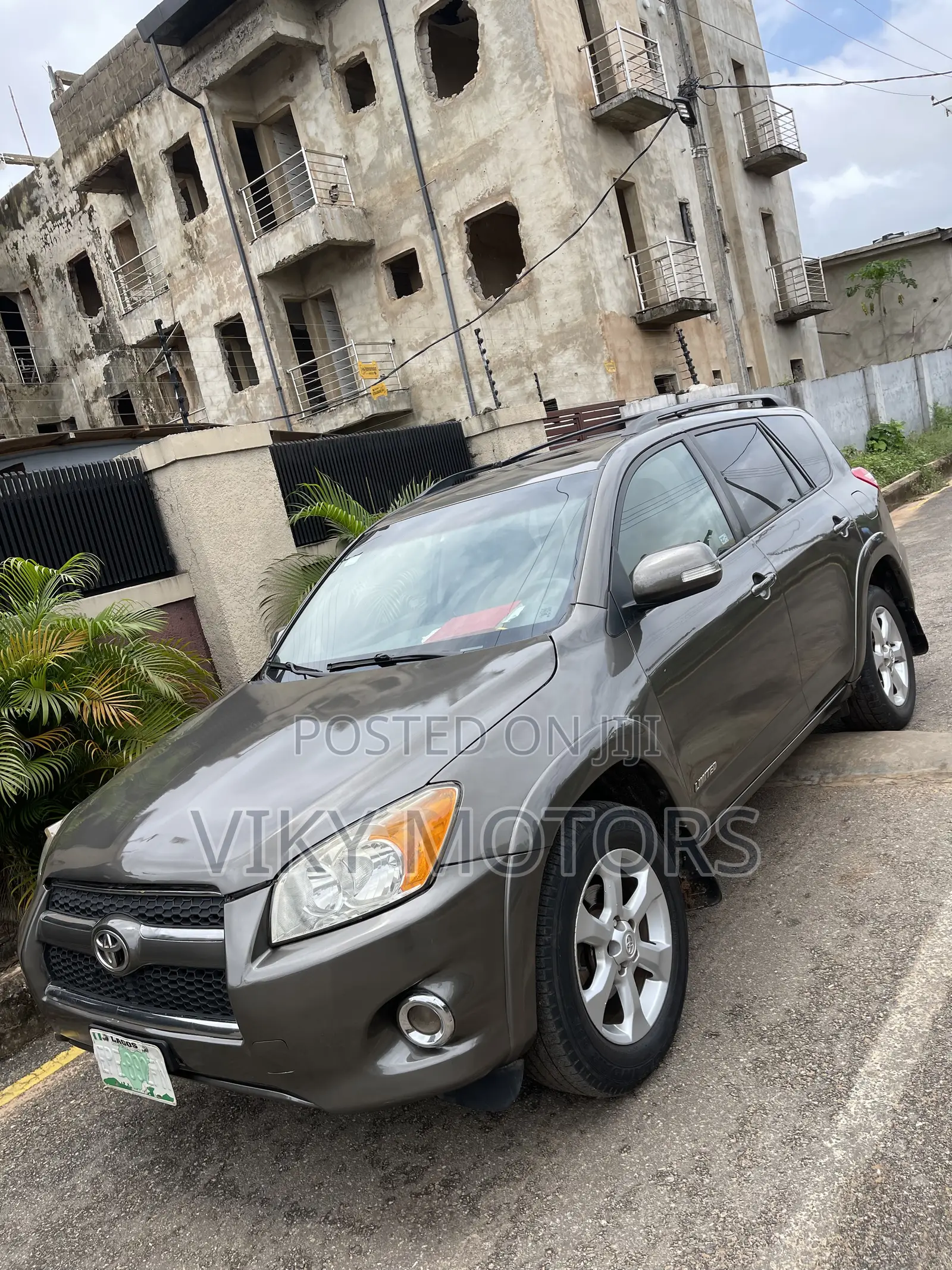Toyota RAV4 3.5 Limited 4x4 2010 Brown
