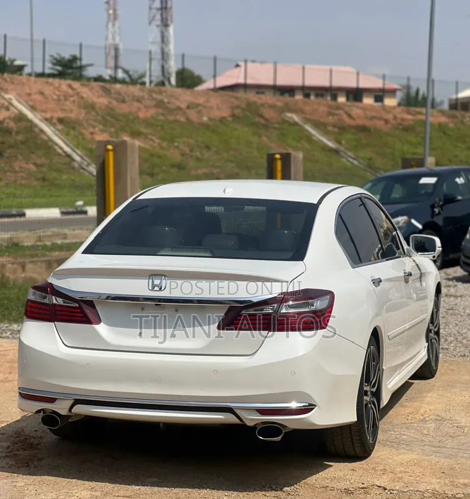 Honda Accord 2017 White