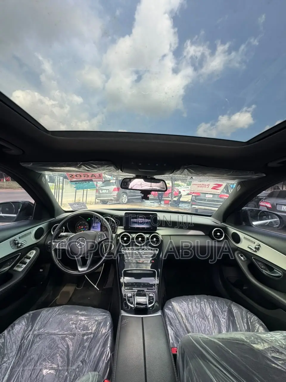 Mercedes-Benz C300 2016 Black