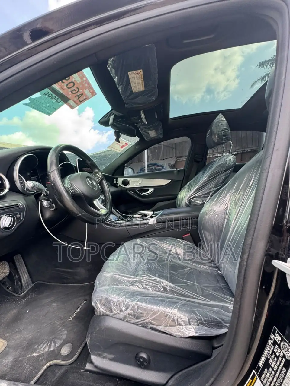 Mercedes-Benz C300 2016 Black