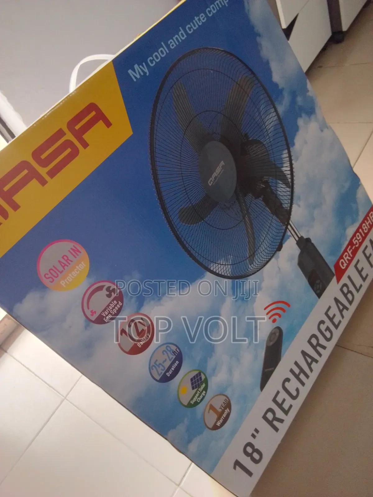 Qasa 18 Inches Standing Rechargeable Electric Fan