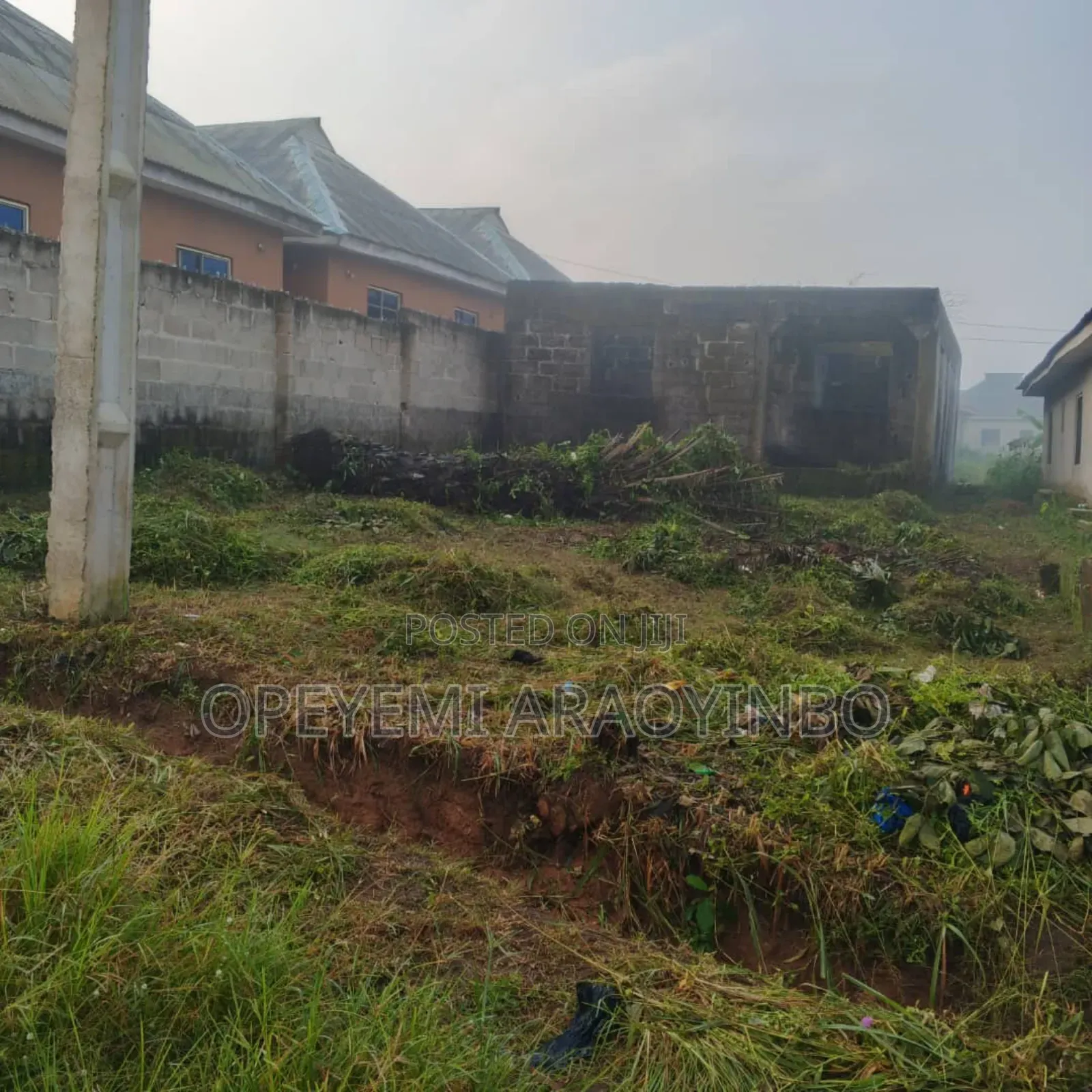 3bdrm Bungalow in President Paint, Ado-Odo/Ota for Sale