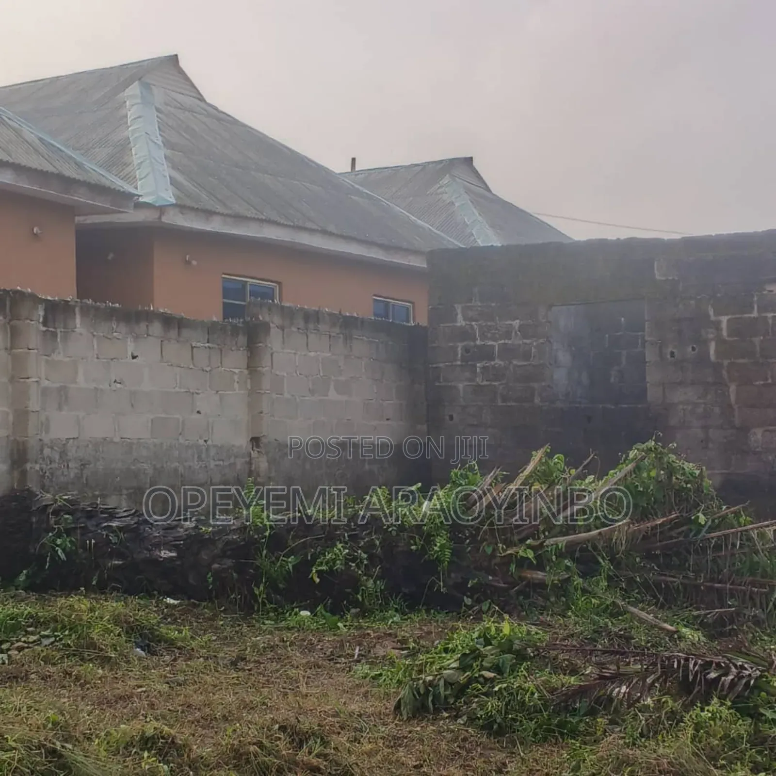 3bdrm Bungalow in President Paint, Ado-Odo/Ota for Sale