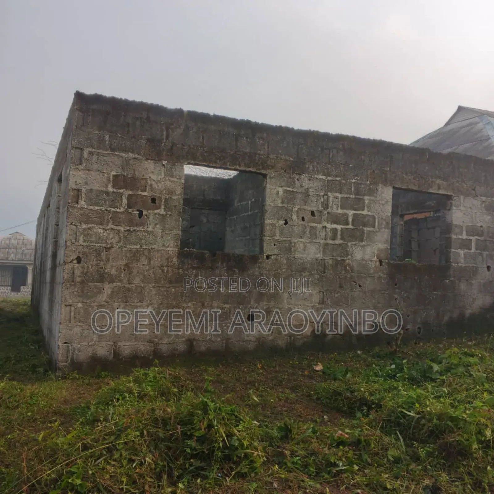 3bdrm Bungalow in President Paint, Ado-Odo/Ota for Sale