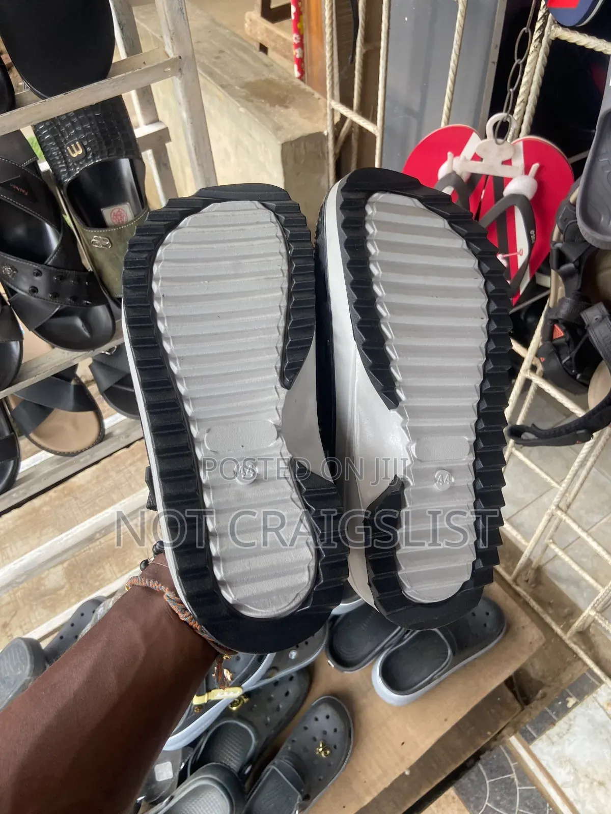 Original Classic Crocs Clogs – Comfortable Casual Unisex Footwear