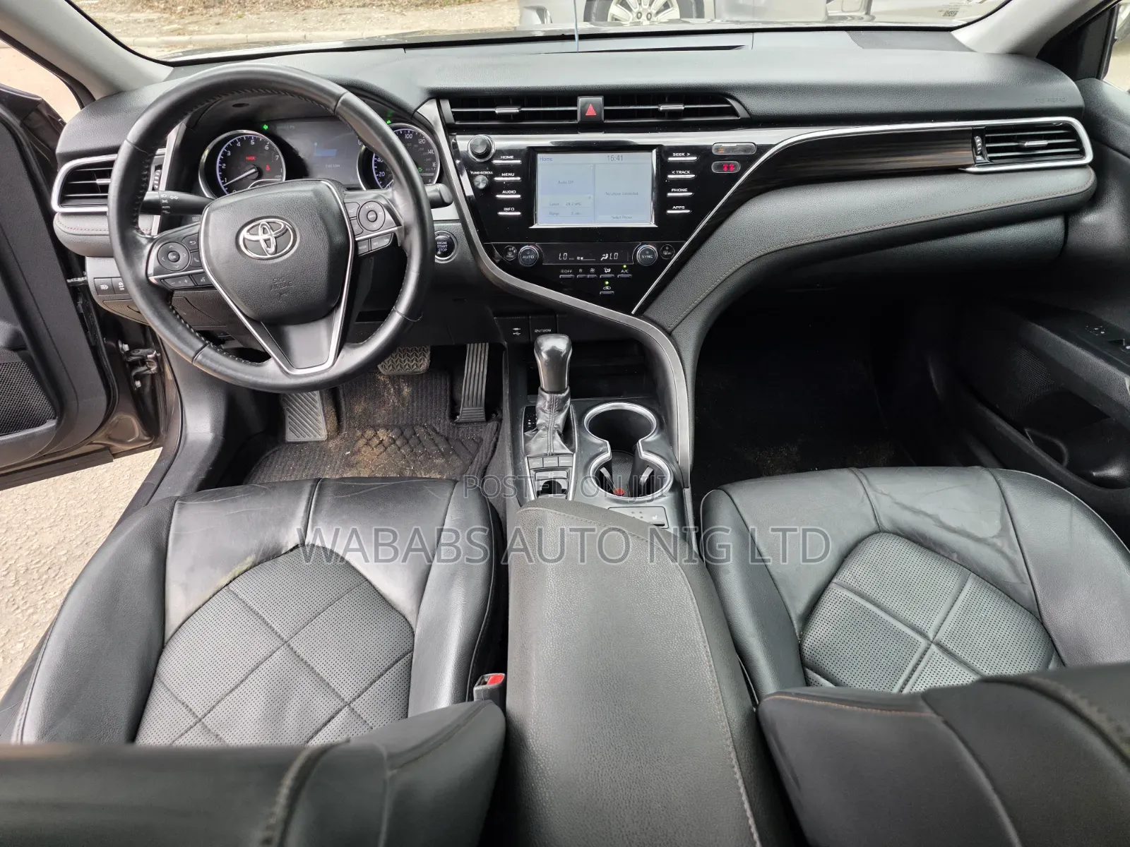 Toyota Camry 2018 Gray