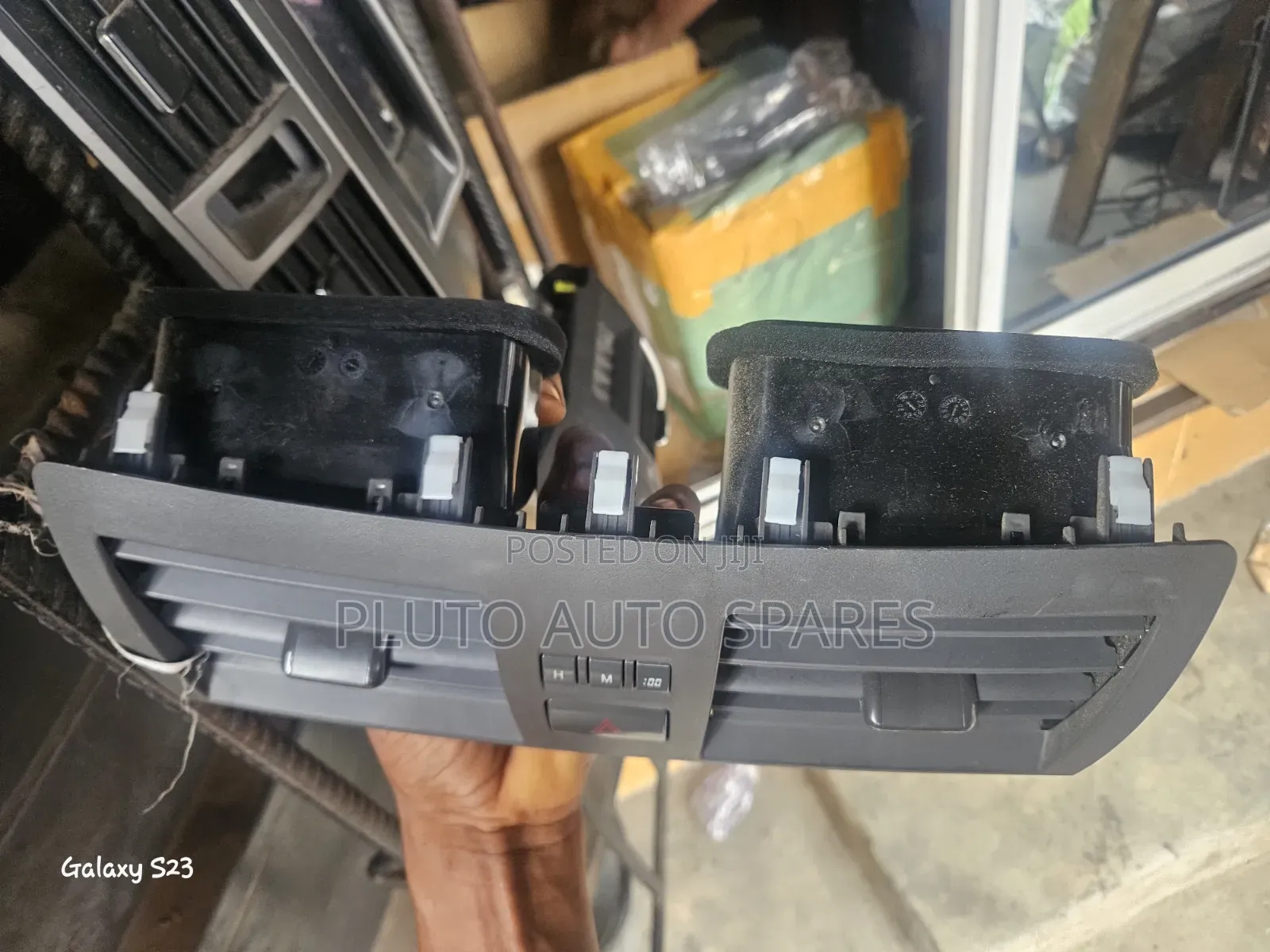 Camry 2007-2010 Center AC Vent