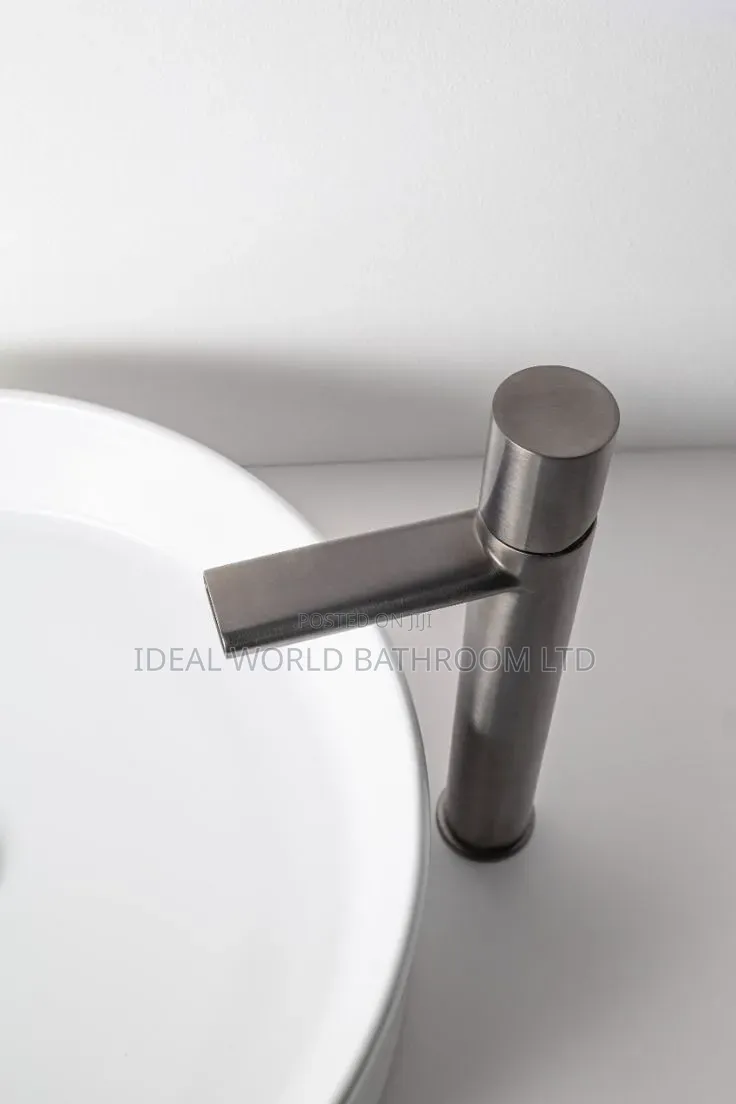 Round Basin Tap Gray 