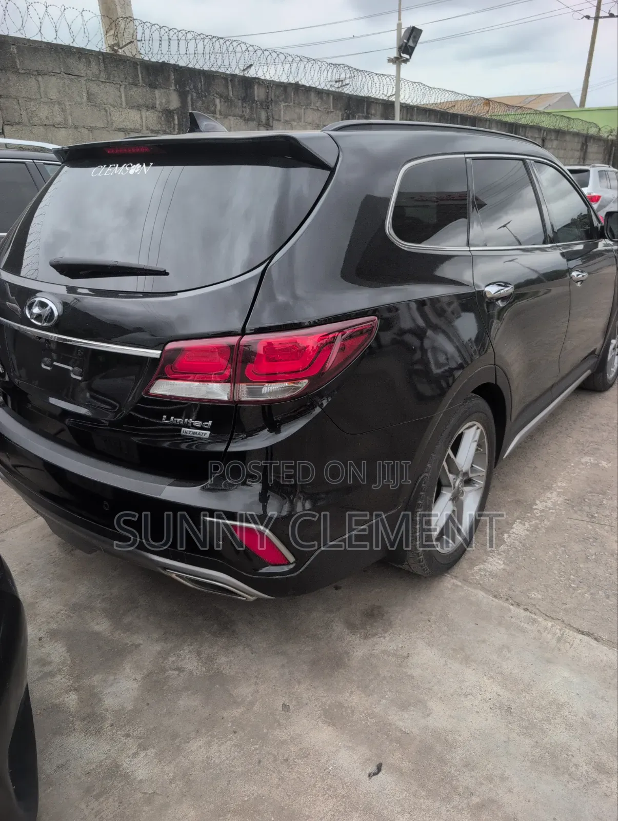 Hyundai Santa Fe Limited Ultimate AWD 2018 Black