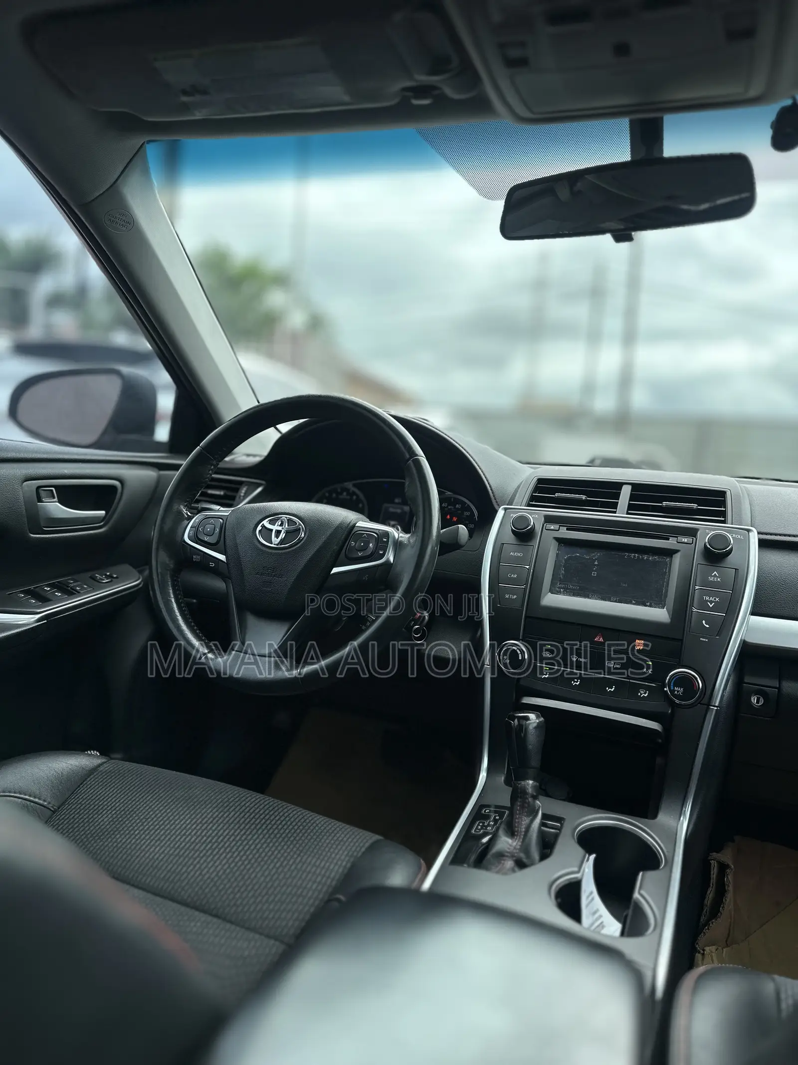 Toyota Camry SE 4dr Sedan (2.5L 4cyl 6A) 2016 Silver
