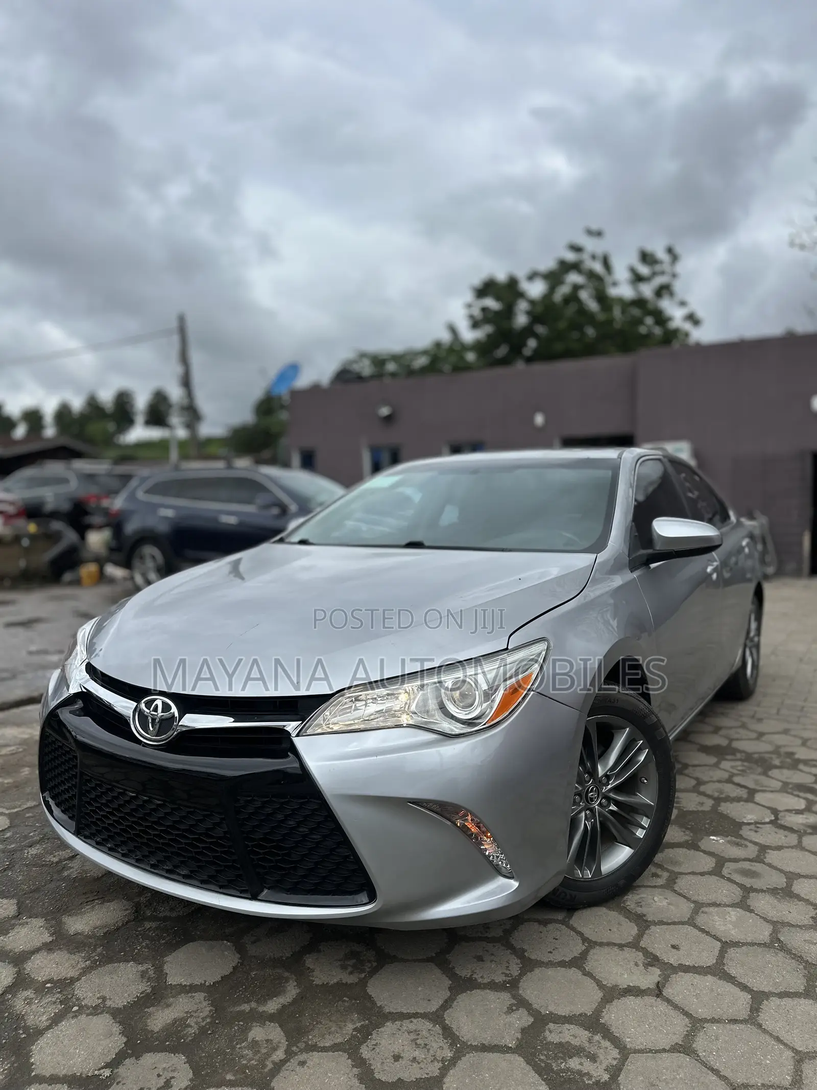 Toyota Camry SE 4dr Sedan (2.5L 4cyl 6A) 2016 Silver