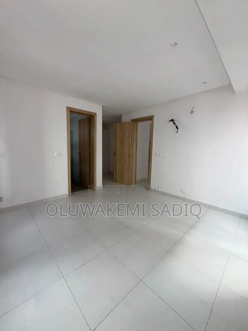 4bdrm Duplex in Opebi for sale