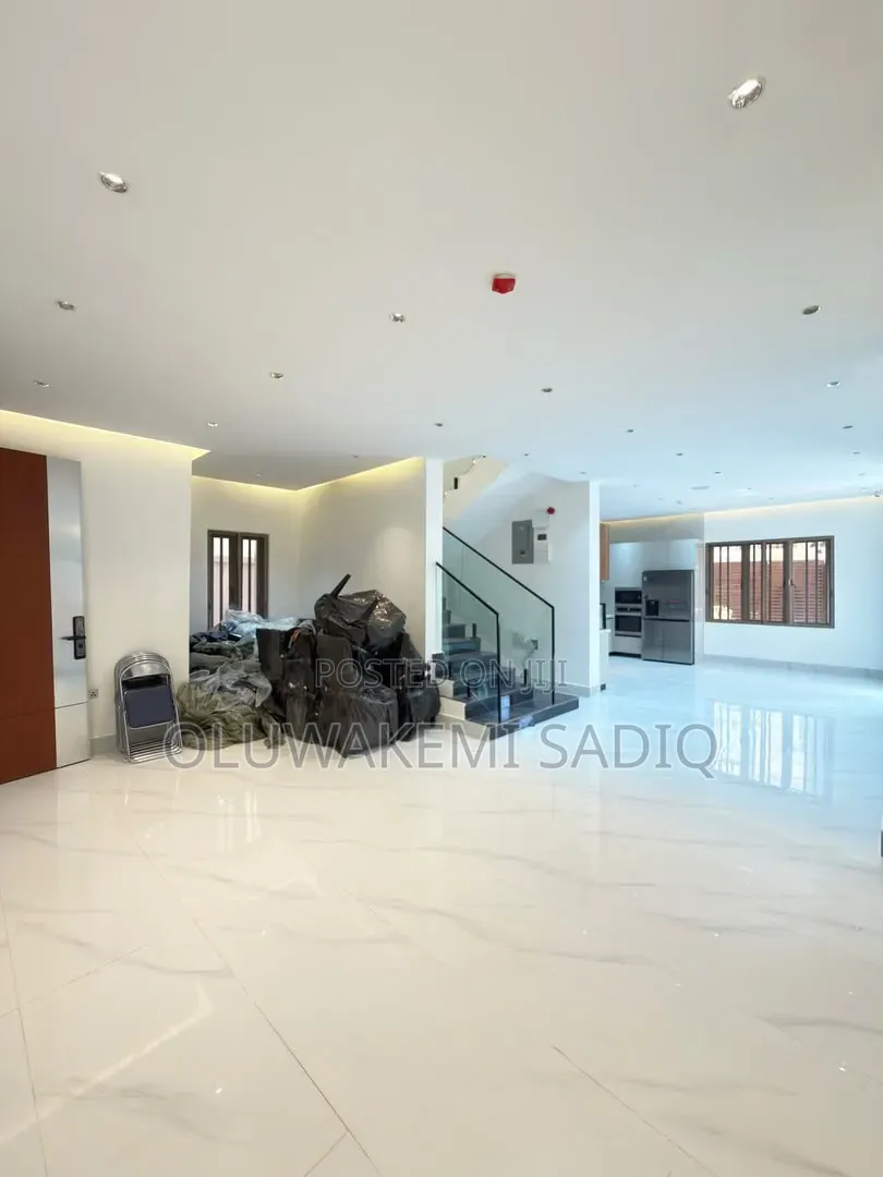 4bdrm Maisonette in Ikoyi, Banana Island for rent