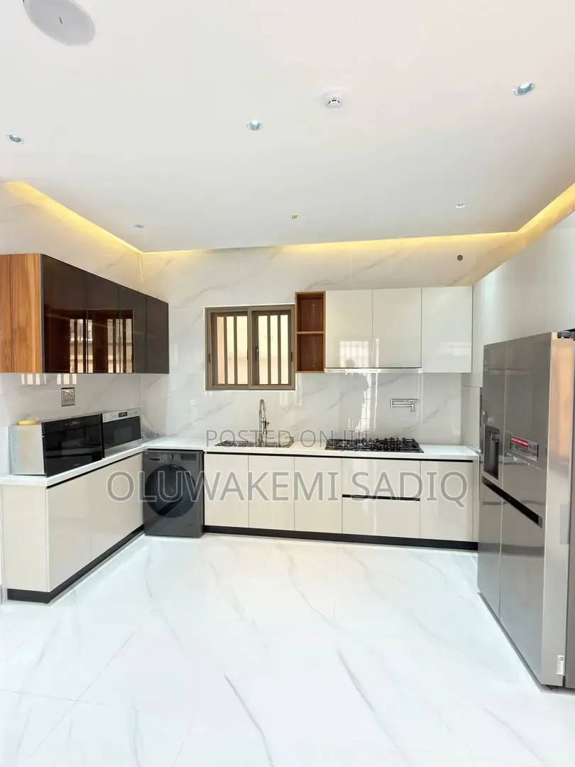 4bdrm Maisonette in Ikoyi, Banana Island for rent