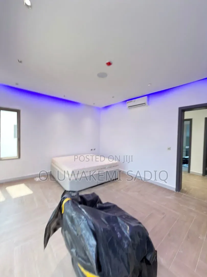 4bdrm Maisonette in Ikoyi, Banana Island for rent