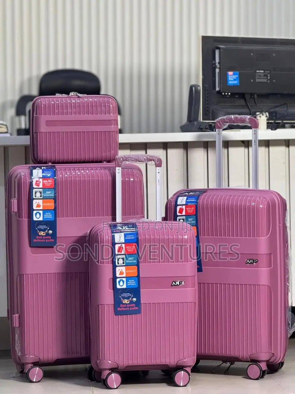 High Quality “4 Sets” Luggage Box