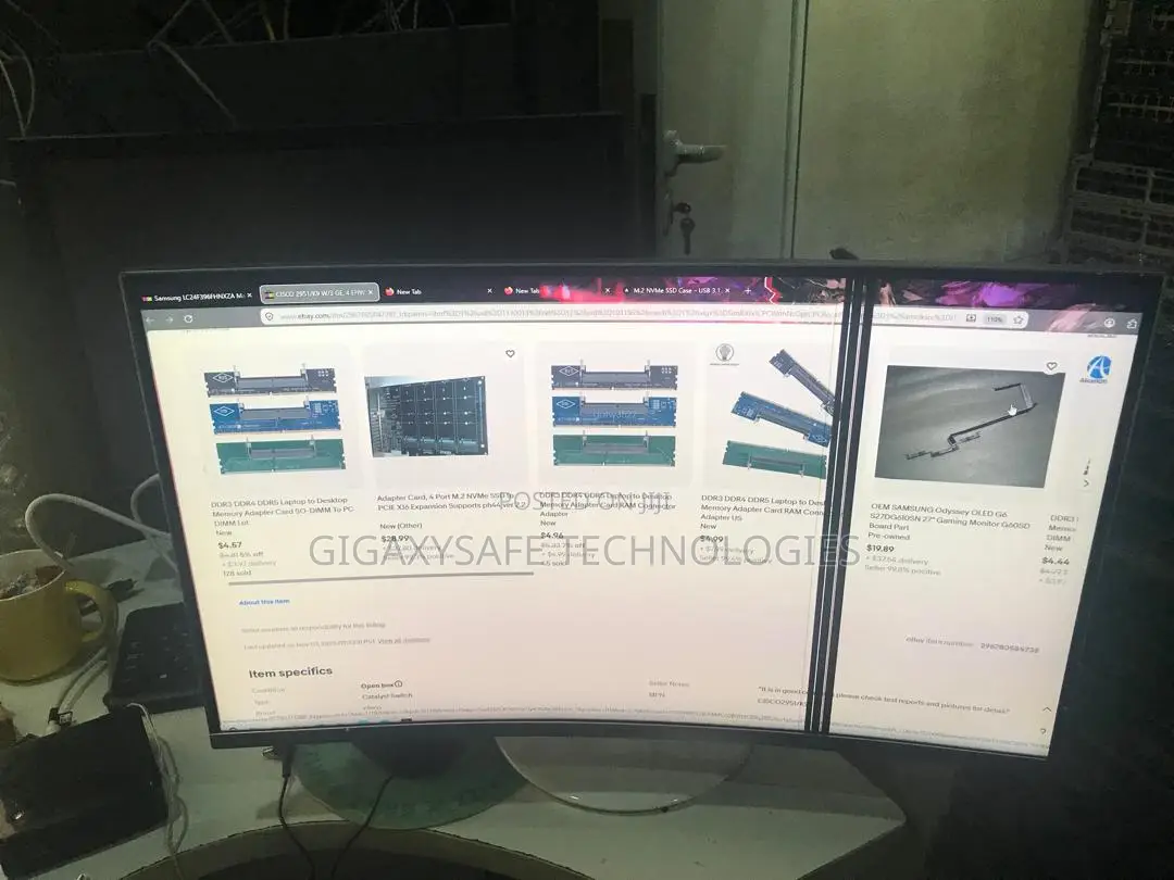 Samsung CH711 Series Curved 27-Inch QHD Monitor