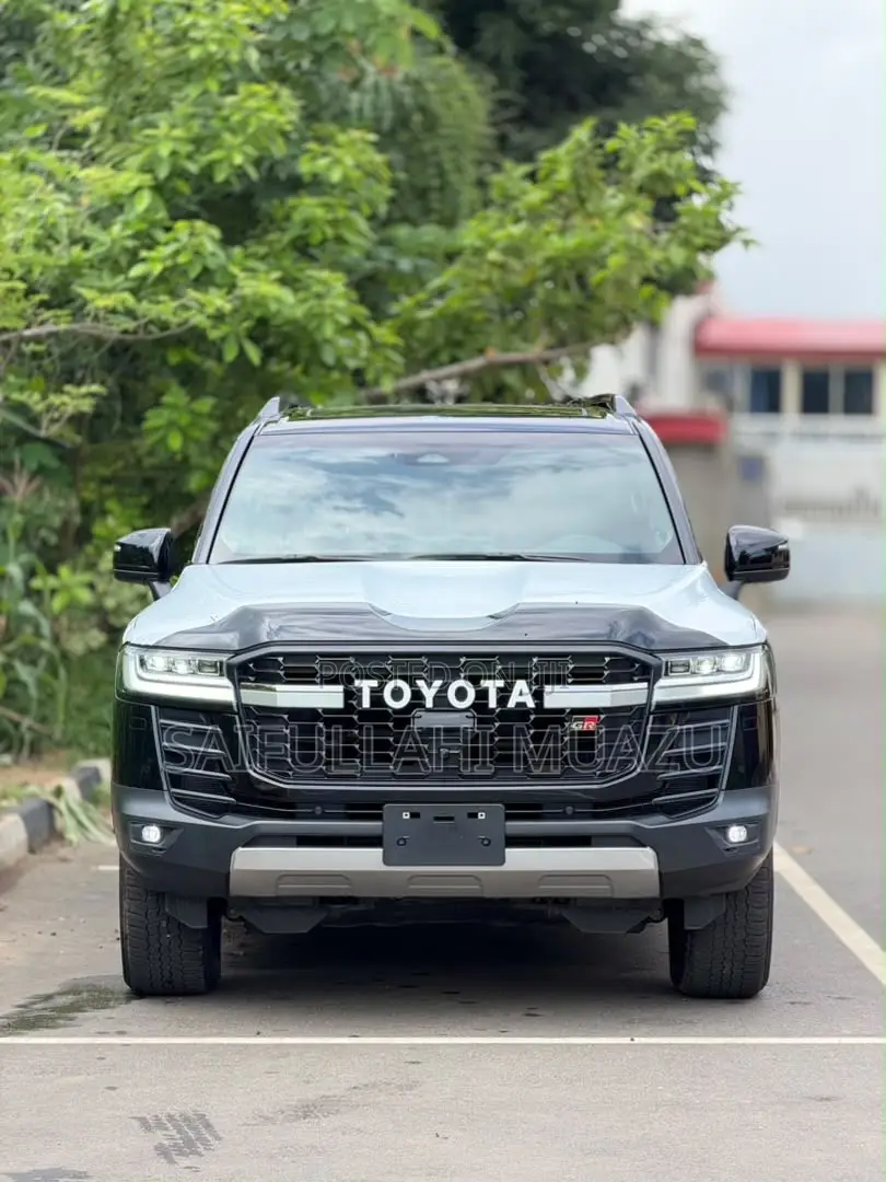 New Toyota Land Cruiser 2026 Black