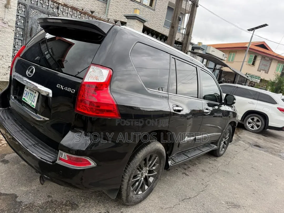 Lexus GX 2012 Black