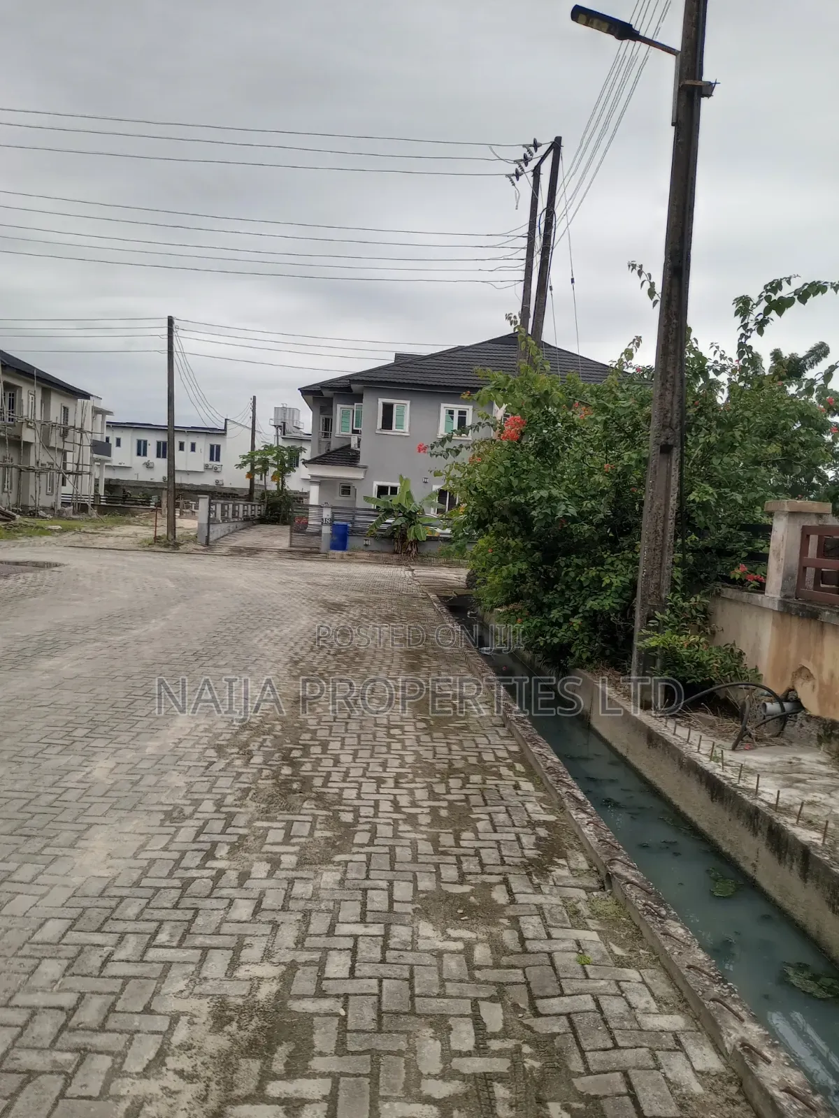 4bdrm Duplex in Diamond Estate, Sangotedo for rent