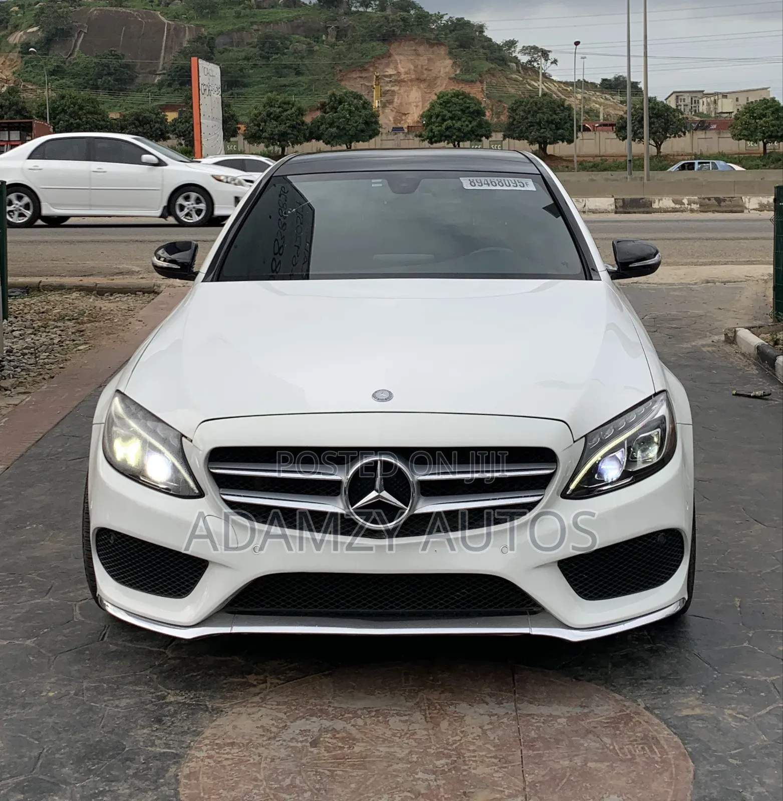 Mercedes-Benz C400 2017 White